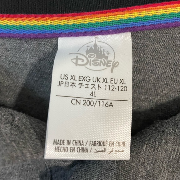 DISNEY BNWT Grey Men’s Collared Pride Collection Shirt Size XL Polo - Picture 3 of 5